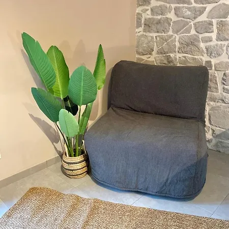 - Le Nid Du Clocher Kapselhotel