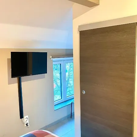 Kapselhotel - Le Nid Du Clocher *